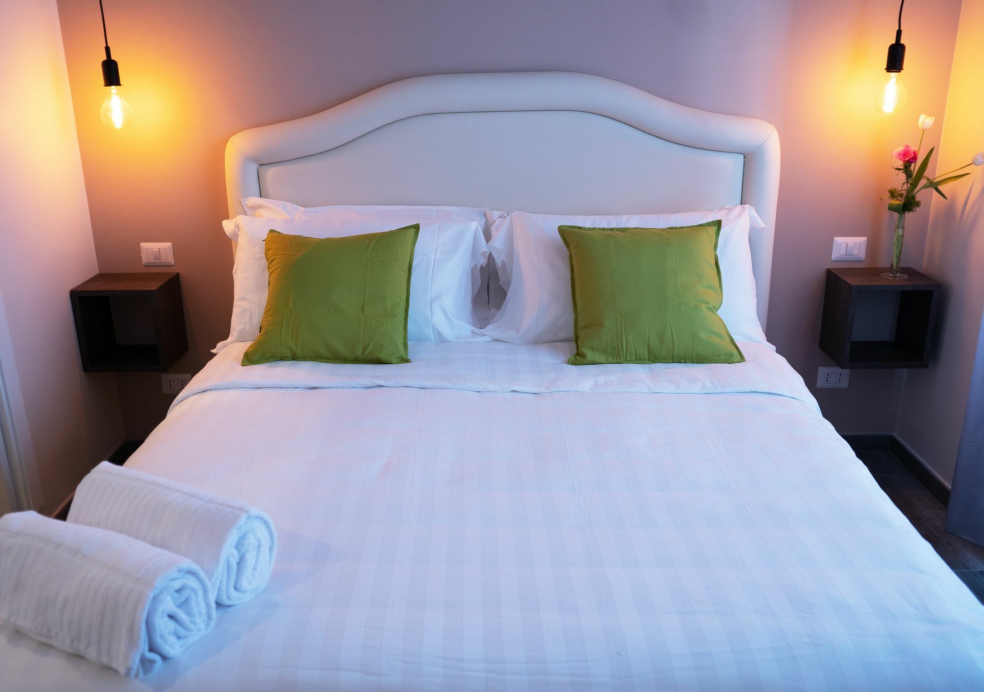 Piazza Bologna Little Suites โรม ภายนอก รูปภาพ